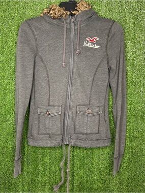 Hollister Fur Trim Zip Up Hoodie Women’s Size XS E12